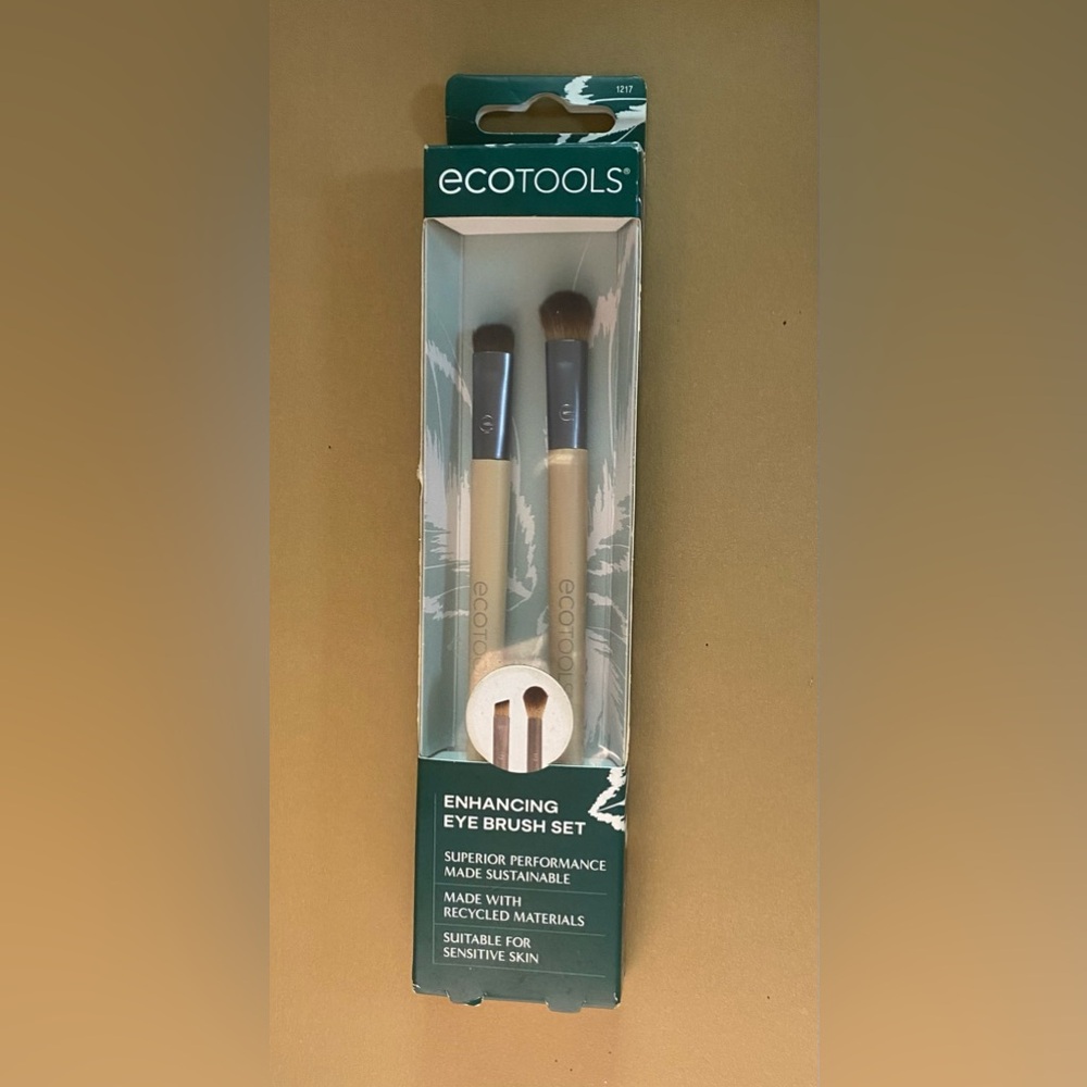 NEW EcoTools Enhancing Eye Brush 2pc Set, for Liquids, Powders, Creams & Sticks